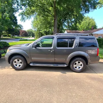 2007 Nissan Pathfinder SE Off-Road