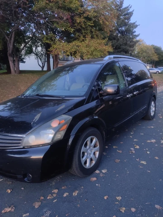 2007 Nissan Quest - Image 2 of 8