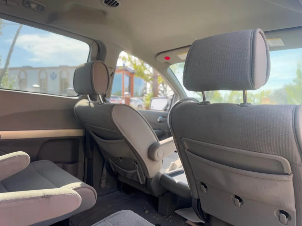 2007 Nissan Quest - Image 12 of 14