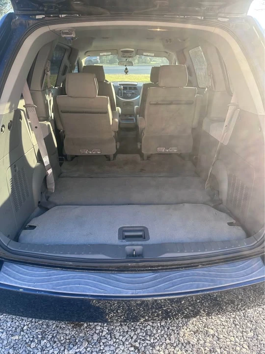 2007 Nissan Quest - Image 3 of 11