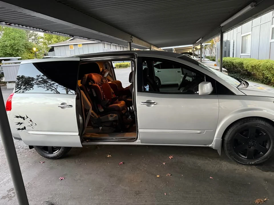2007 Nissan Quest - Image 5 of 5