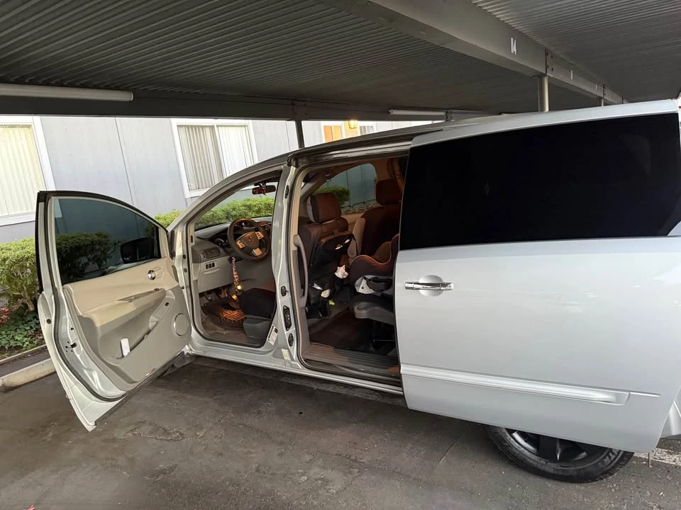 2007 Nissan Quest - Image 4 of 5