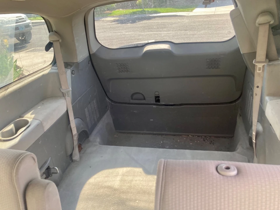 2007 Nissan Quest - Image 9 of 10