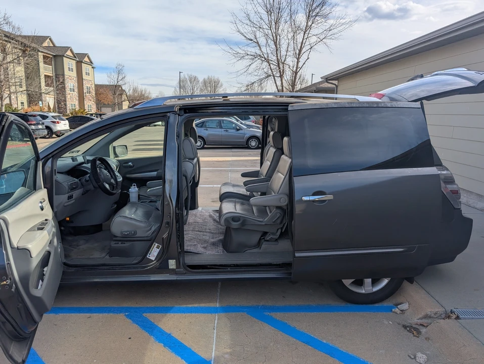 2007 Nissan Quest - Image 2 of 14