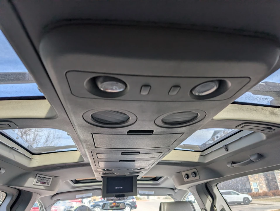2007 Nissan Quest - Image 9 of 14