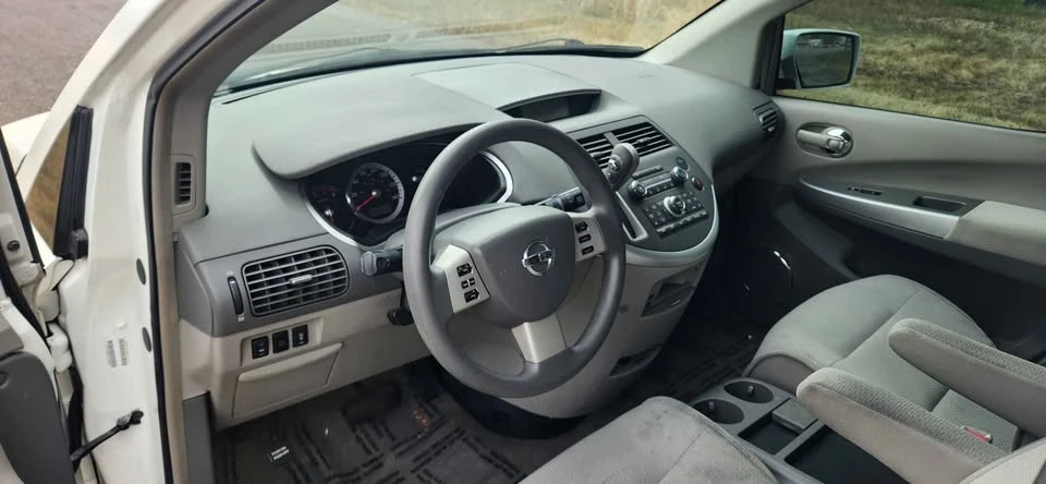 2007 Nissan Quest - Image 12 of 14