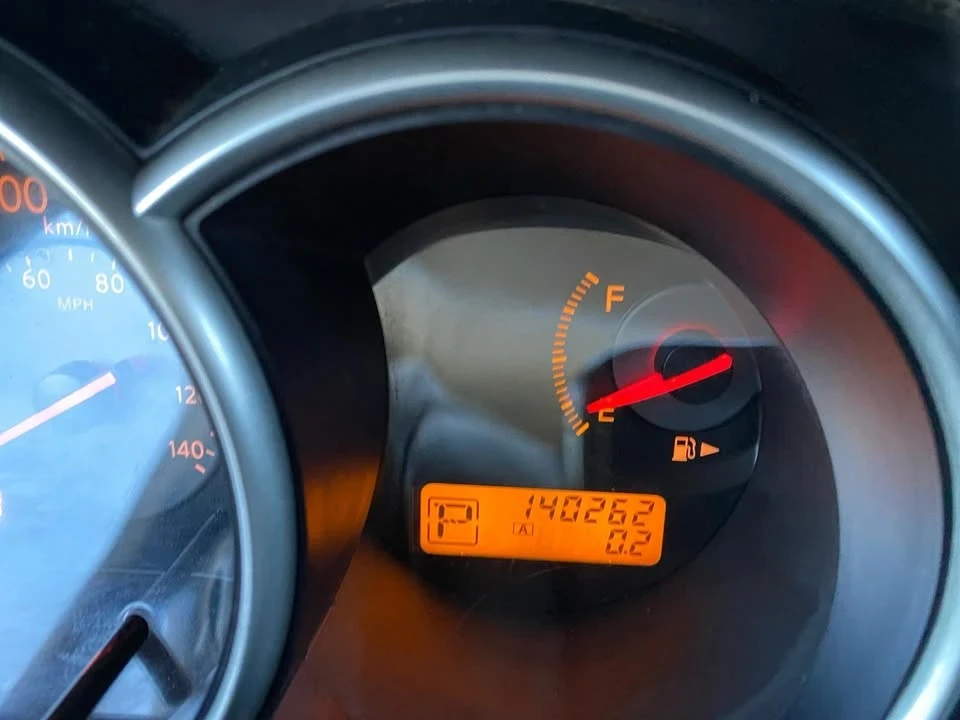 2007 Nissan Versa - Image 16 of 17