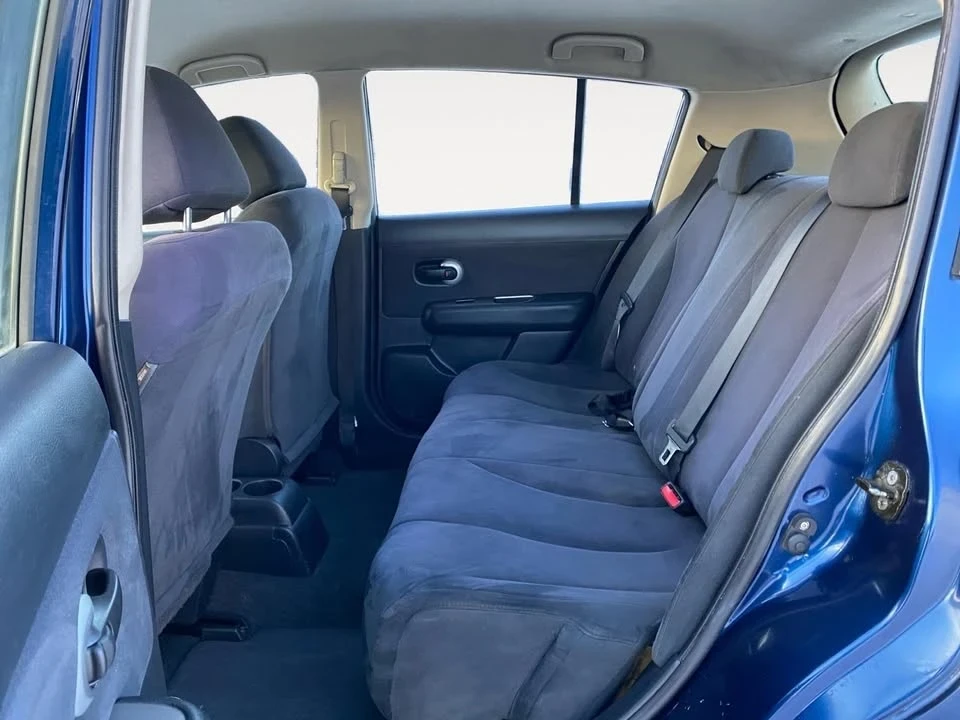 2007 Nissan Versa - Image 9 of 17