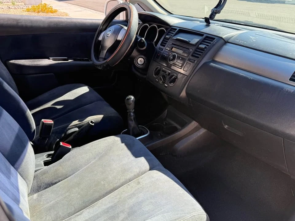 2007 Nissan Versa - Image 4 of 6