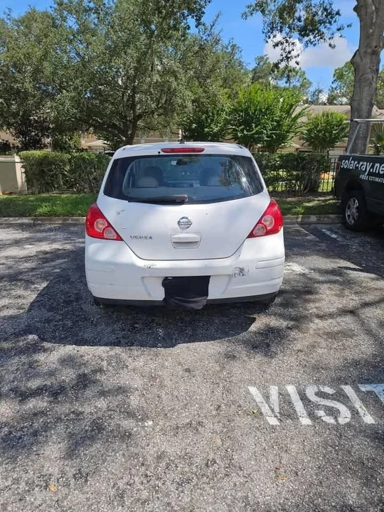 2007 Nissan Versa - Image 4 of 9