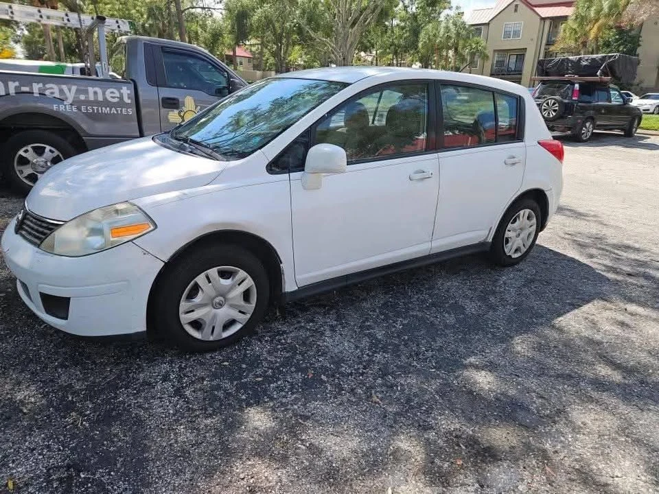 2007 Nissan Versa - Image 2 of 9