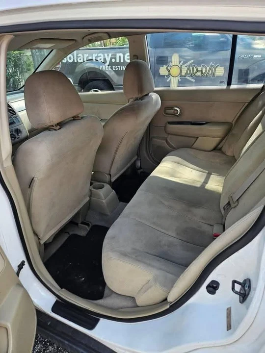 2007 Nissan Versa - Image 7 of 9