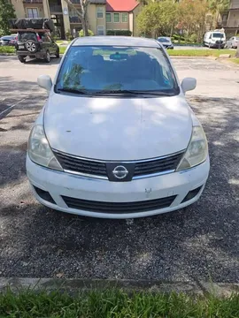 2007 Nissan Versa SV Hatchback 4D