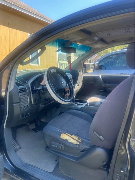 2007 Nissan Armada - Image 2 of 8