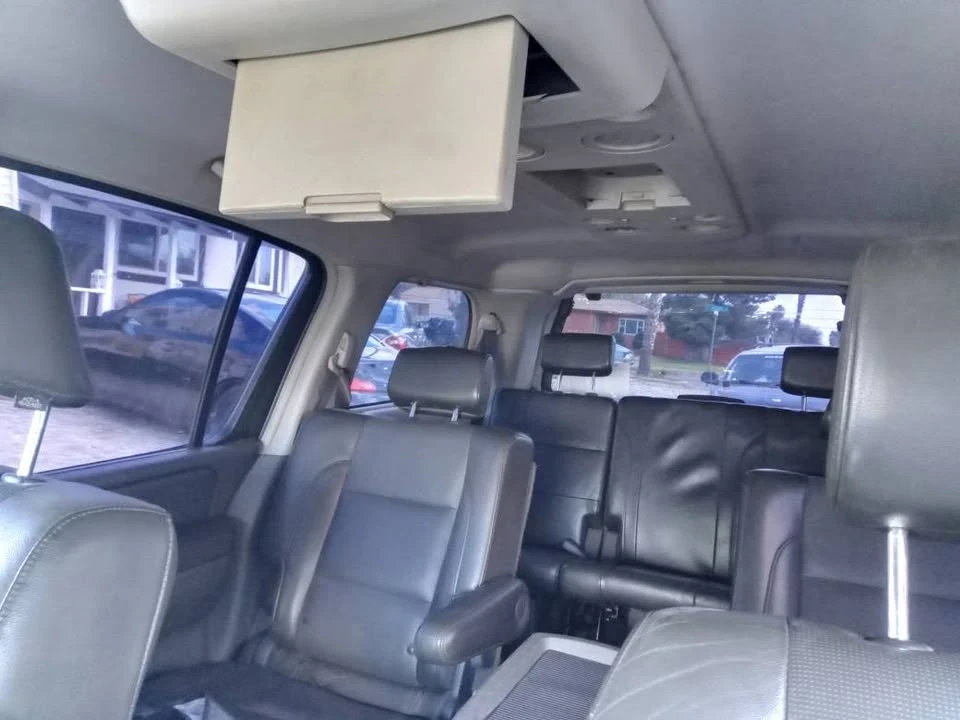 2007 Nissan Armada - Image 2 of 4
