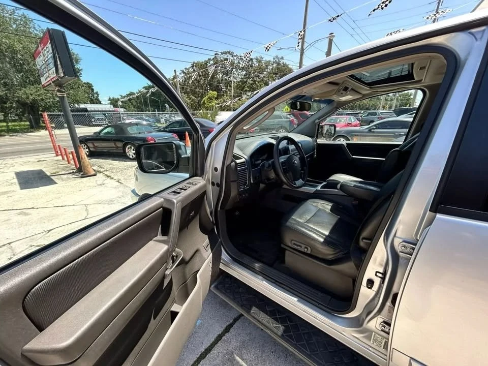 2007 Nissan Armada - Image 9 of 10