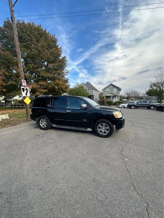 2007 Nissan Armada - Image 2 of 20