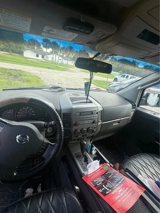 2007 Nissan Armada - Image 11 of 15