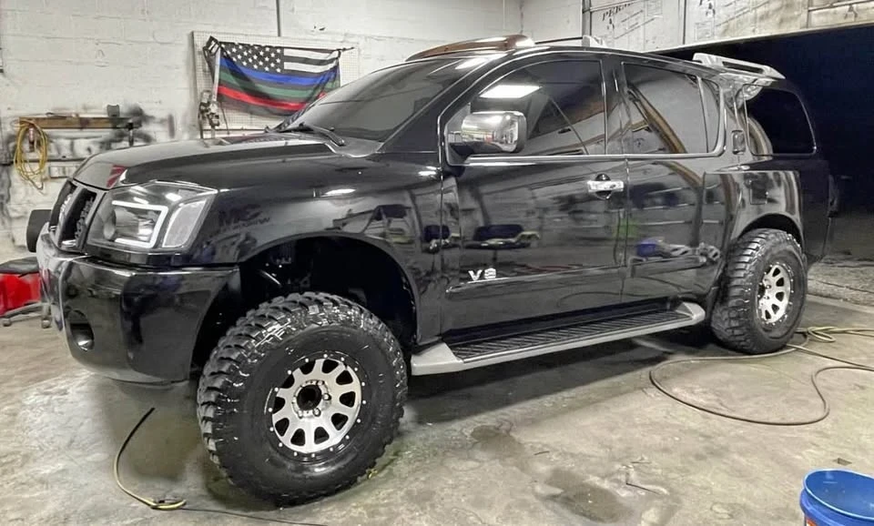 2007 Nissan Armada - Image 2 of 12