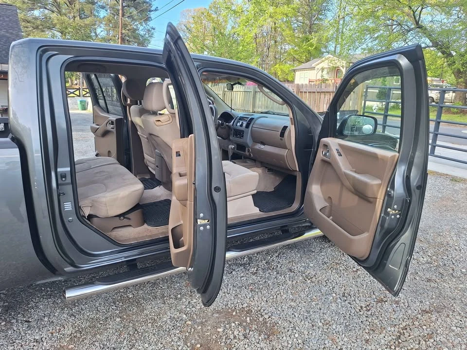 2007 Nissan Frontier 2nd Gen - Image 17 of 20
