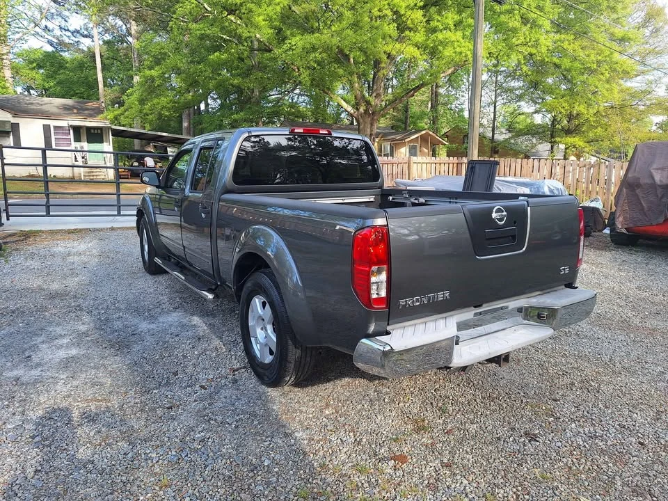 2007 Nissan Frontier 2nd Gen - Image 10 of 20