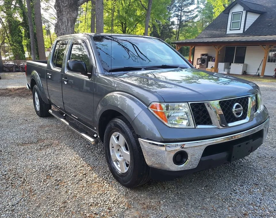 2007 Nissan Frontier 2nd Gen - Image 9 of 20