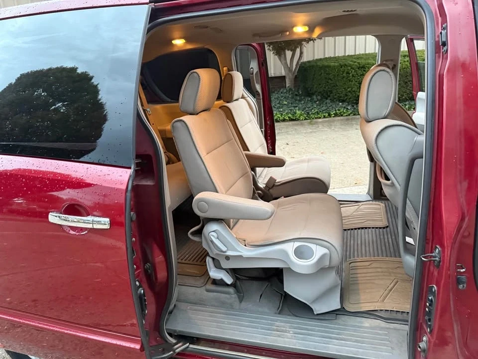 2007 Nissan Quest - Image 7 of 9