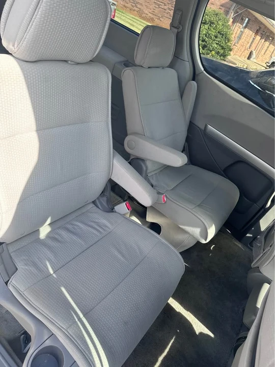 2007 Nissan Quest - Image 8 of 11