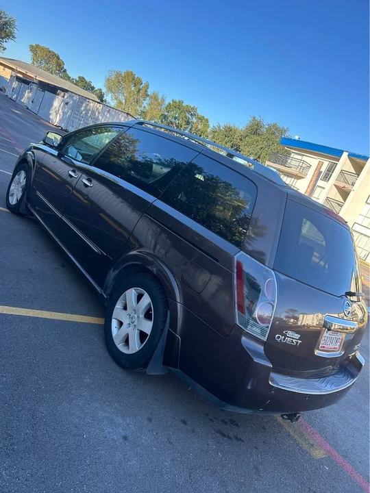 2007 Nissan Quest - Image 4 of 8