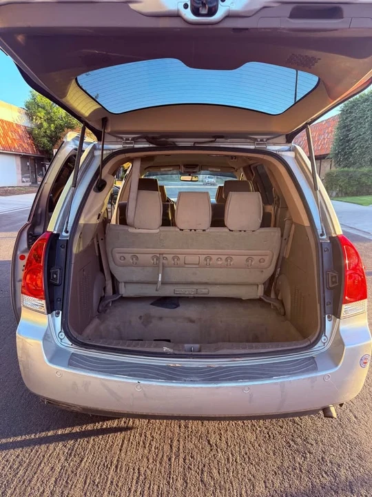 2007 Nissan Quest - Image 8 of 8