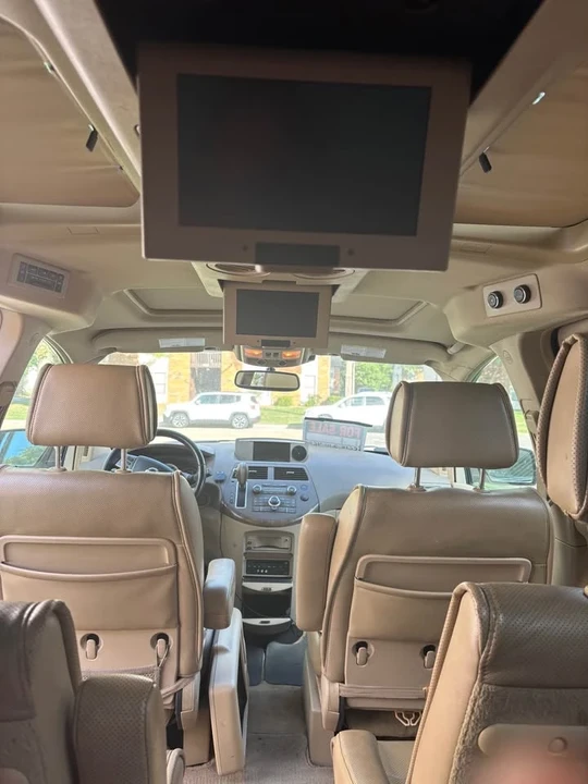 2007 Nissan Quest - Image 2 of 6