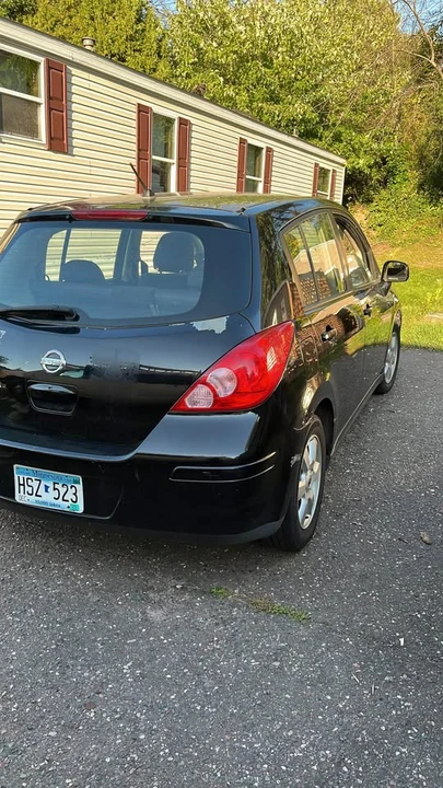 2007 Nissan Versa - Image 5 of 9