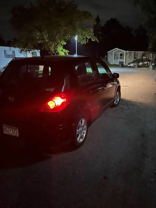 2007 Nissan Versa - Image 6 of 9