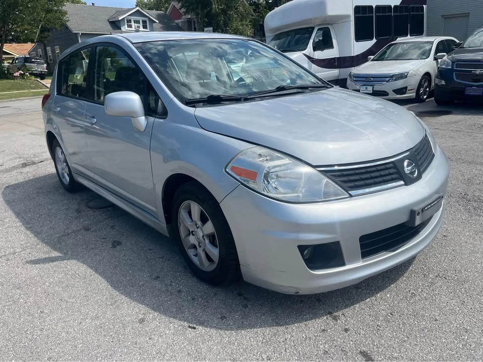 2007 Nissan Versa - Image 4 of 14