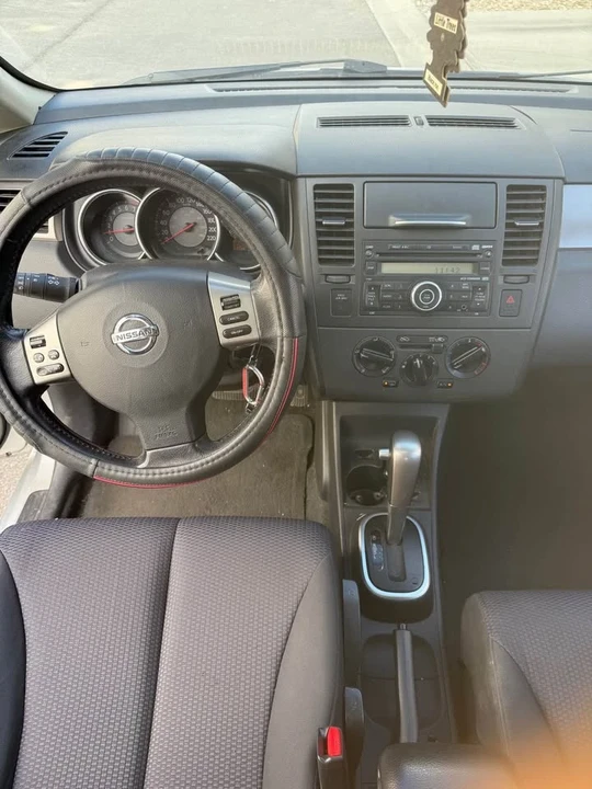 2007 Nissan Versa - Image 5 of 9