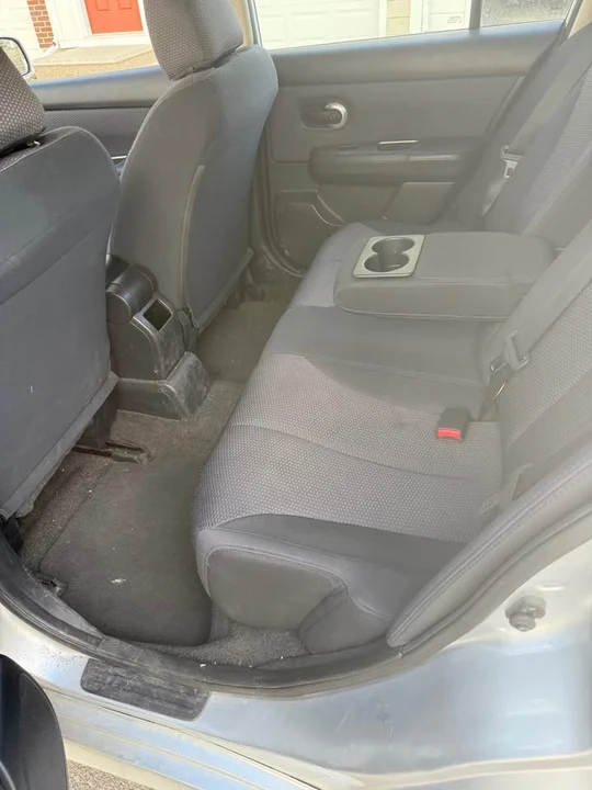 2007 Nissan Versa - Image 9 of 9
