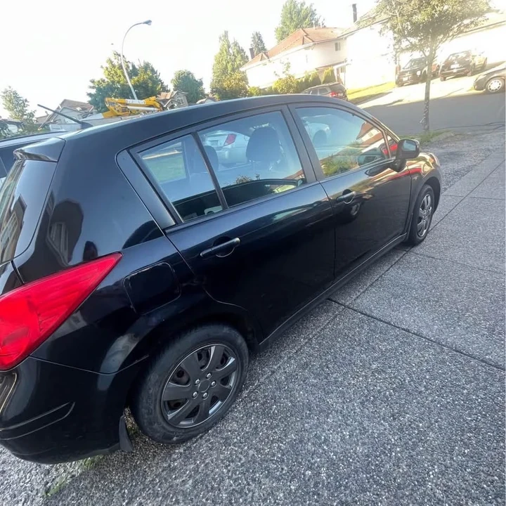 2007 Nissan Versa - Image 3 of 7