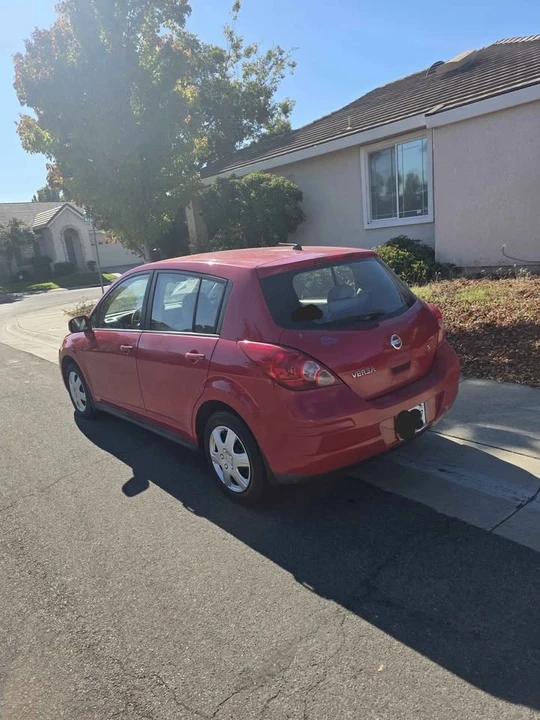 2007 Nissan Versa - Image 3 of 6
