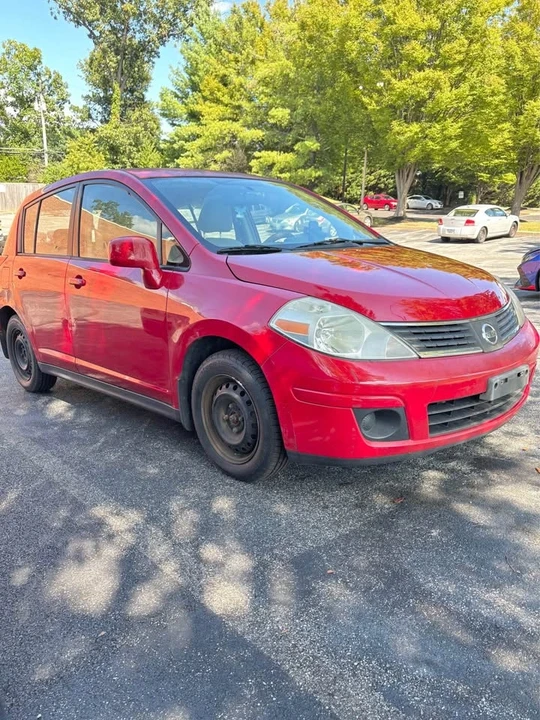 2007 Nissan Versa - Image 4 of 8