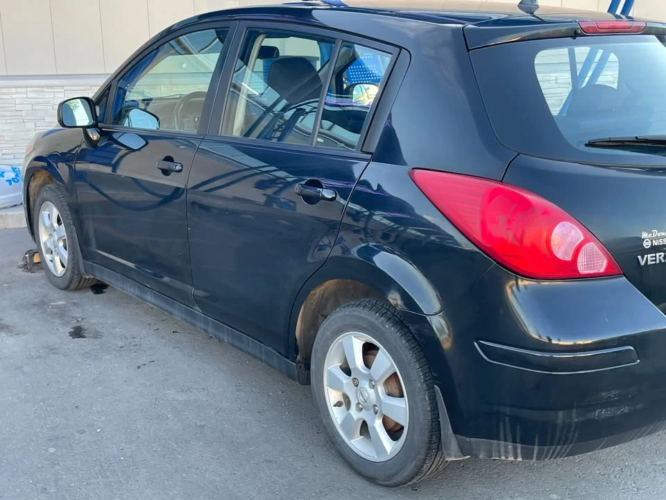 2007 Nissan Versa - Image 4 of 10