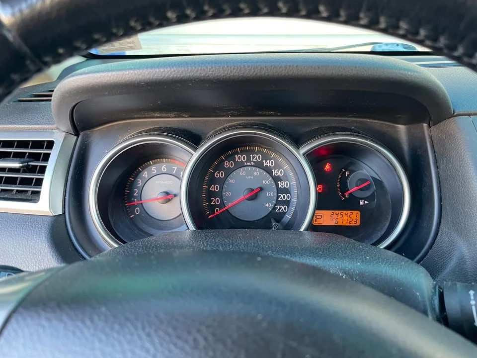 2007 Nissan Versa - Image 8 of 10