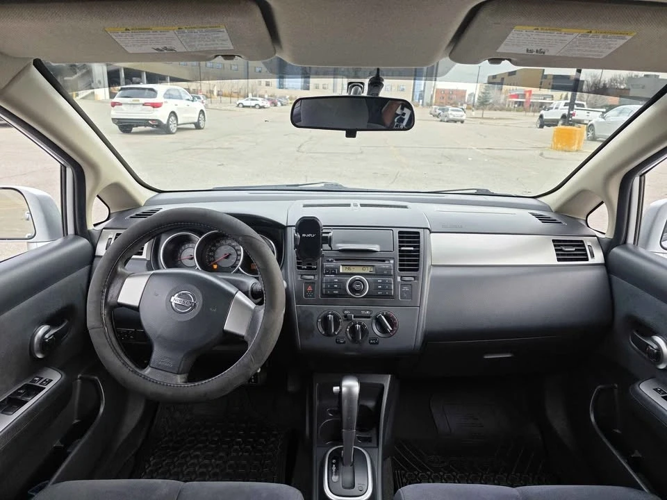 2007 Nissan Versa - Image 2 of 9