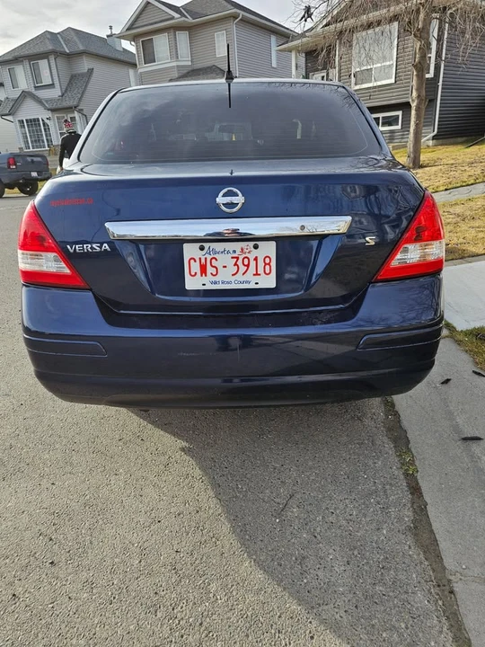 2007 Nissan Versa - Image 3 of 3