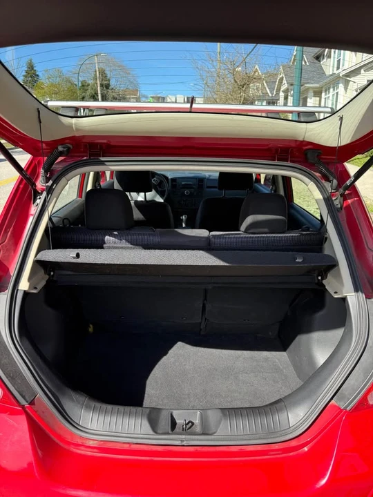 2007 Nissan Versa - Image 12 of 19