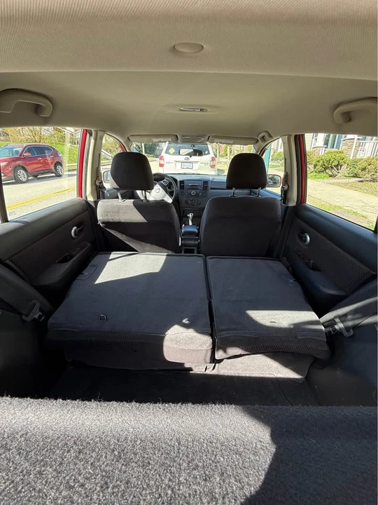 2007 Nissan Versa - Image 13 of 19