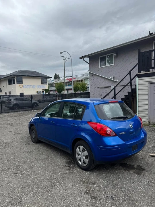 2007 Nissan Versa - Image 3 of 9
