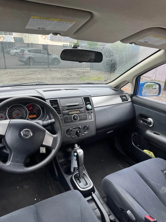 2007 Nissan Versa - Image 8 of 9