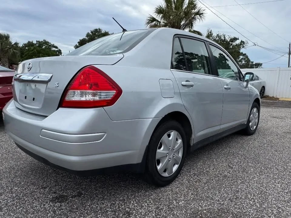 2007 Nissan Versa - Image 17 of 20