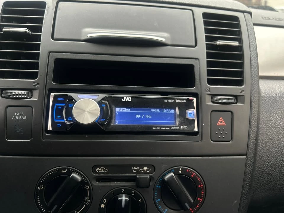 2007 Nissan Versa - Image 12 of 18