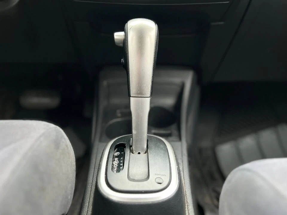 2007 Nissan Versa - Image 13 of 18